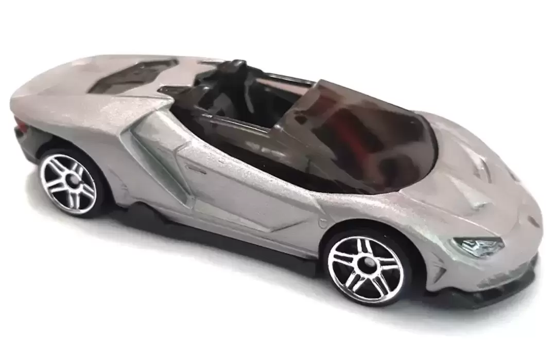 16 Lamborghini Centenario Roadster