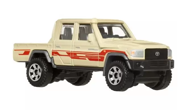 17 Toyota Landcruiser 78