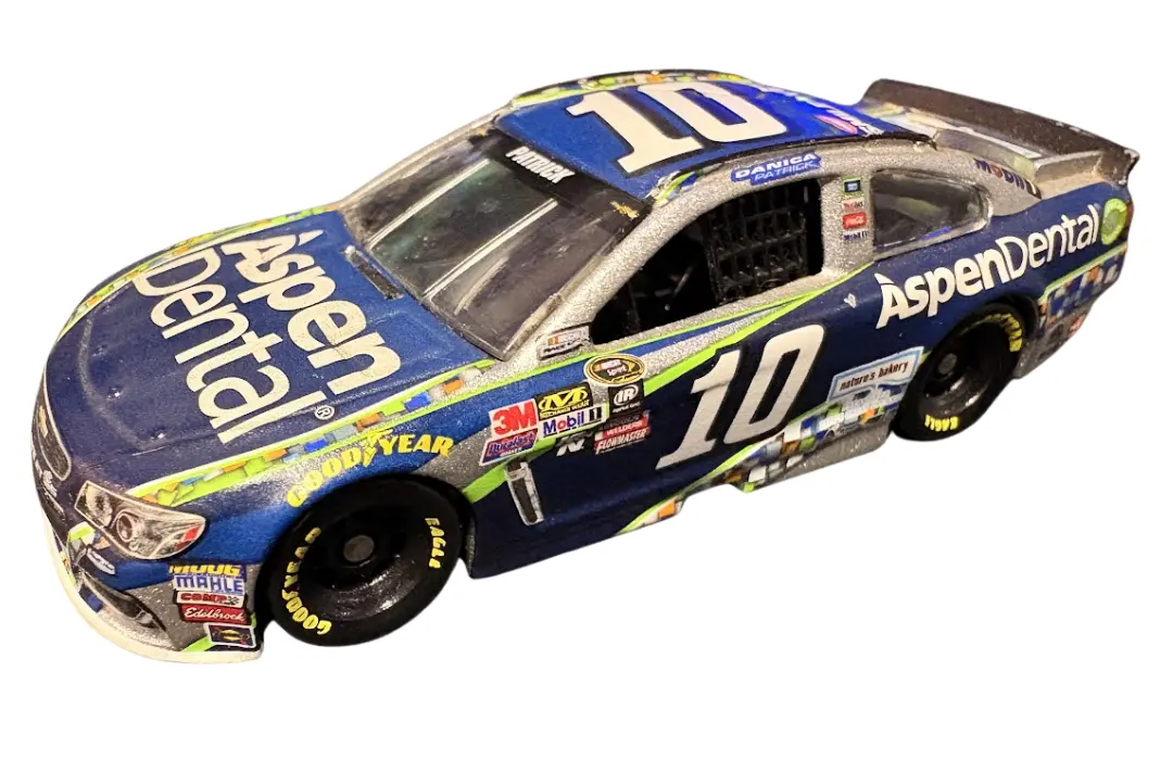 Chevrolet SS #10 Danica Patrick (NASCAR 2016 - Aspen Dental)